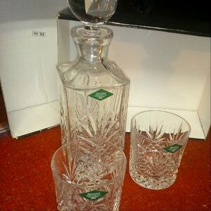 NWT- Crystal Whiskey Set